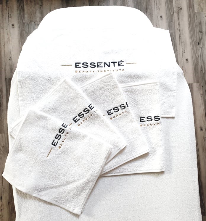 ESSENTÉ FROTÉ RUČNÍK
